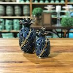 Abacaxi trançado cerâmica azul