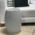 GARDEN SEAT PORCELANA ESTAMPADA BRANCO E PRETO