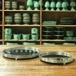 BANDEJA ESPELHADA BORDA RENDADA REDONDA PRATA G