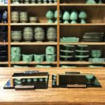 BANDEJA ESPELHADA BAIXA ALÇA PRATA