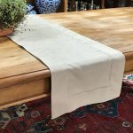 Caminho de mesa seda dourada fosca