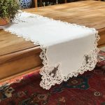 Caminho de mesa linho e renda