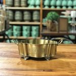 Cesta brasão com alça ouro