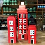 Prédio madeira vermelho