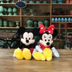 Personagem pelúcia Mickey