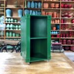 Mesa container com rodas verde