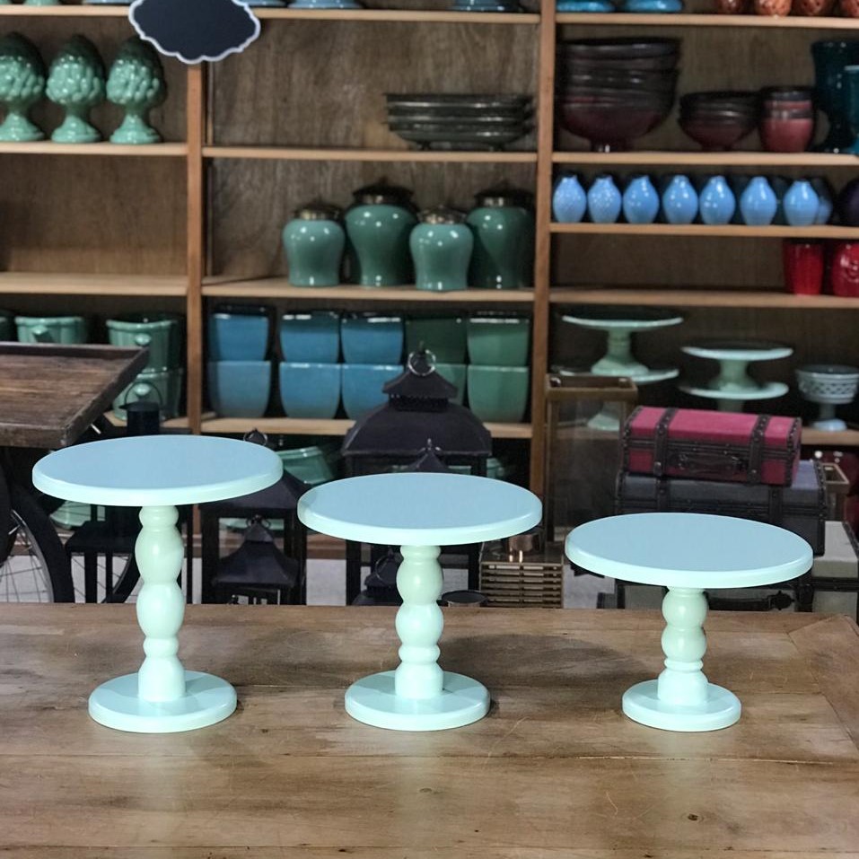 Prato de bolo verde água