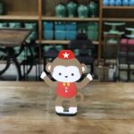 Personagem macaco madeira