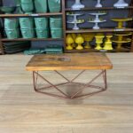 Mini mesa madeira e cobre retangular