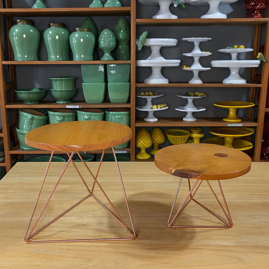 Mini mesa madeira e cobre redonda