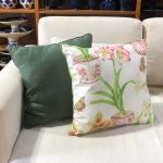 Almofada estampa vaso flor