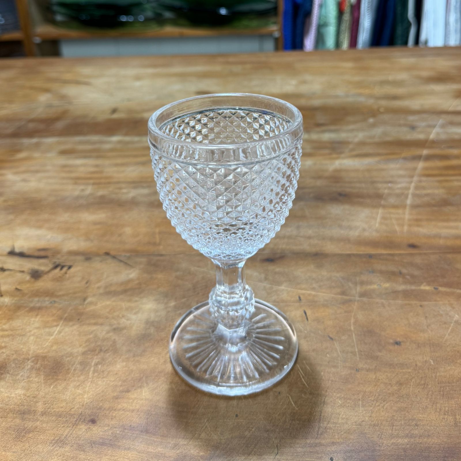 TAÇA BICO DE JACA TRANSPARENTE 234 ML