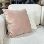ALMOFADA VELUDO ROSA ESCURO