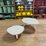 MINI MESA BORDA IRREGULAR CERÂMICA BEGE