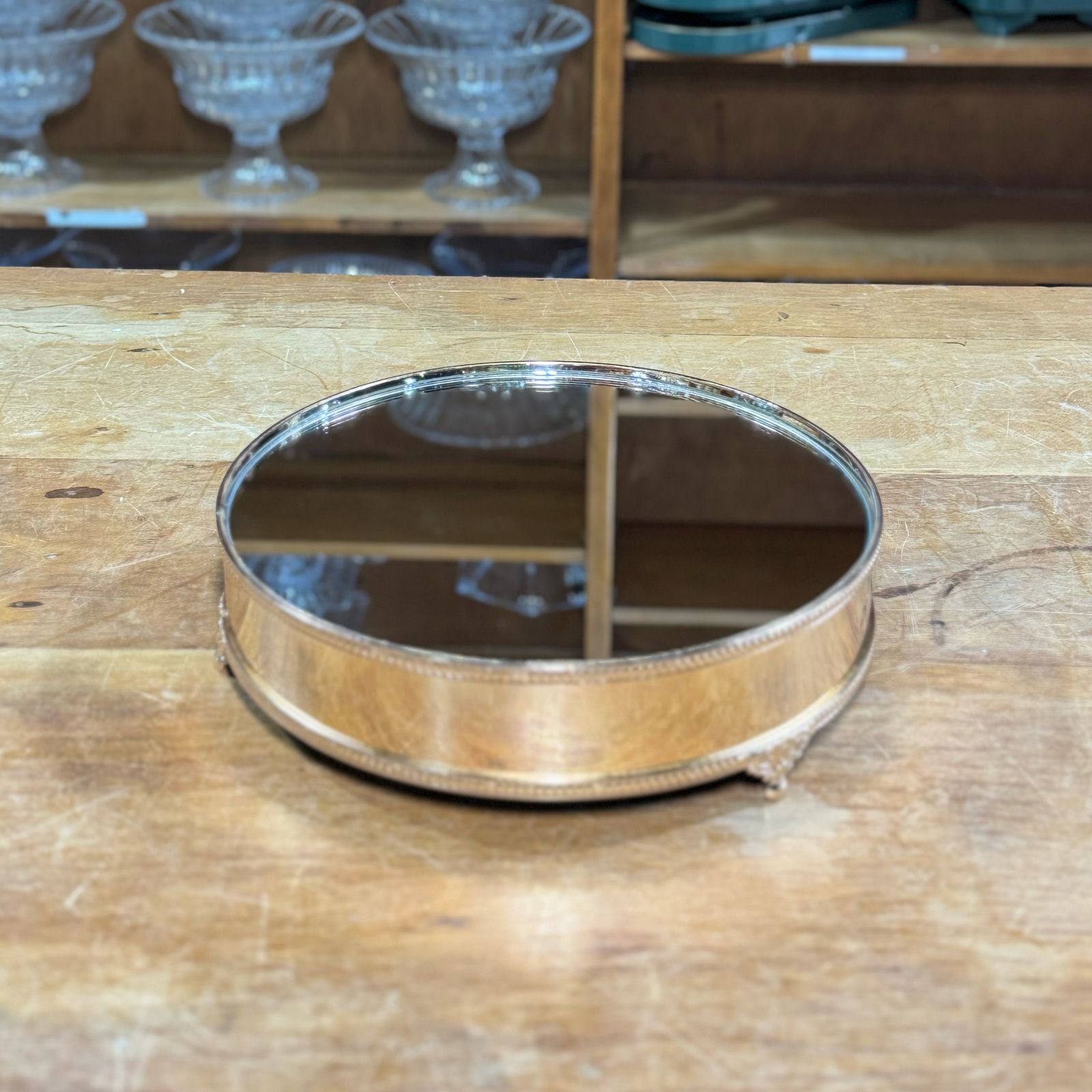 BOLEIRA METAL DOURADO