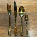 FACA MESA INOX DOURADO