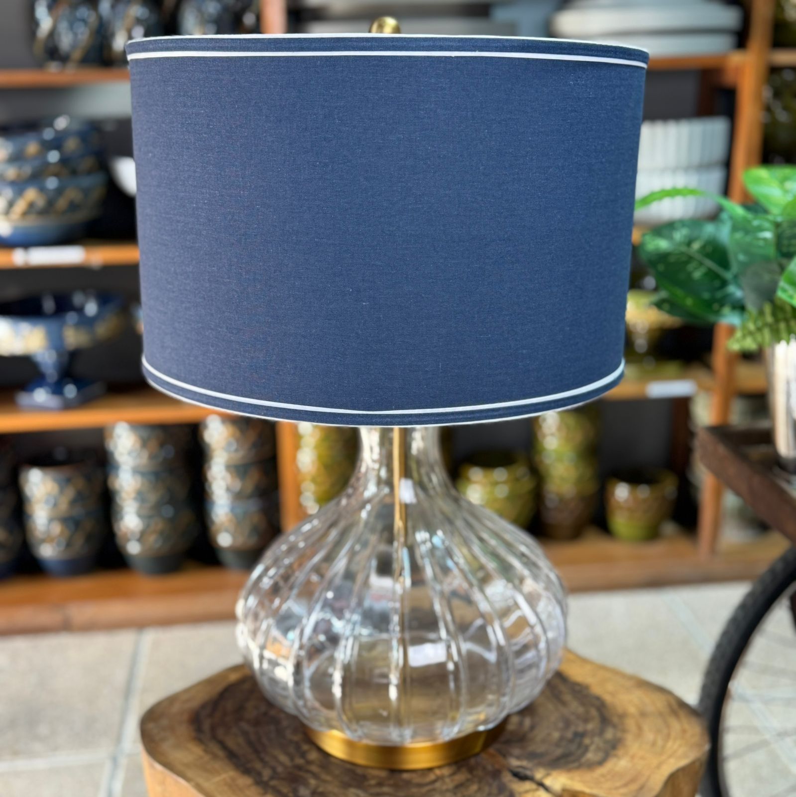 ABAJUR VIDRO CUPULA AZUL